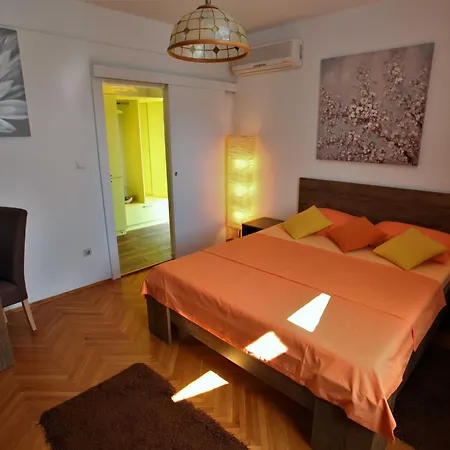 Garden M&m - One Bedroom