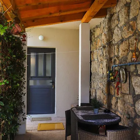 Διαμέρισμα Garden M&m - One Bedroom