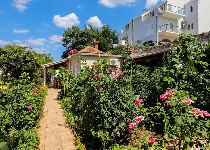 Garden M&m - One Bedroom Διαμέρισμα *