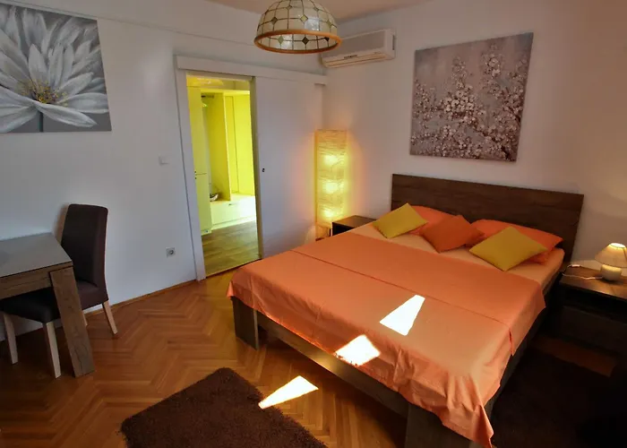 Garden M&m - One Bedroom