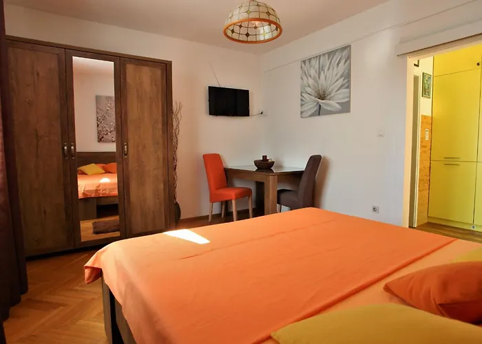 Garden M&m - One Bedroom